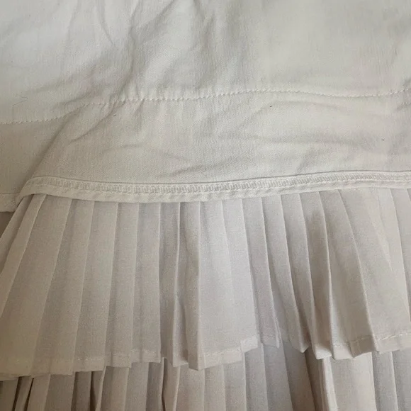 Lululemon Athletica White Pleated Mini Skirt - Picture 4 of 4